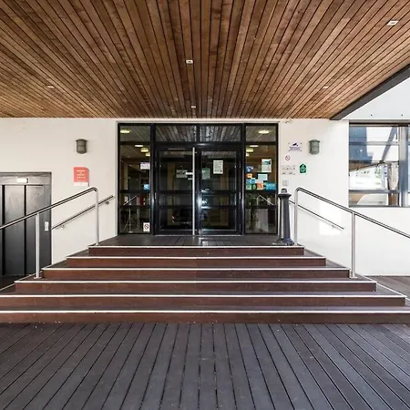 Caporizon-l'archipel-t1-piscine-plein Centre-terrasse La Rochelle (Charente-Maritime)