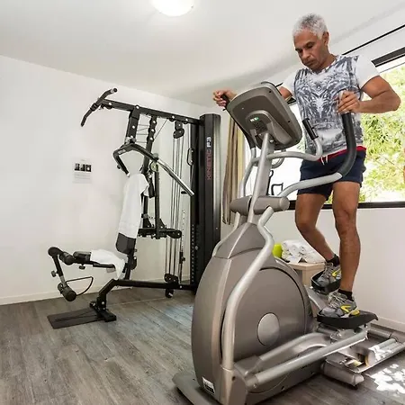 Lägenhet Caporizon-l'archipel-t1-piscine-plein Centre-terrasse La Rochelle (Charente-Maritime)