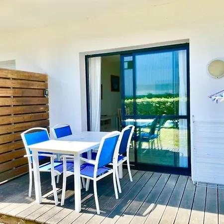 Caporizon-l'archipel-t1-piscine-plein Centre-terrasse *