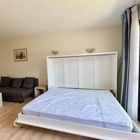 Lägenhet Caporizon-l'archipel-t1-piscine-plein Centre-terrasse La Rochelle (Charente-Maritime)