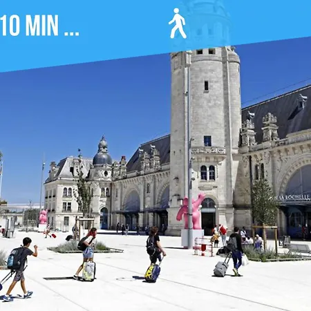 Caporizon-l'archipel-t1-piscine-plein Centre-terrasse * La Rochelle (Charente-Maritime)