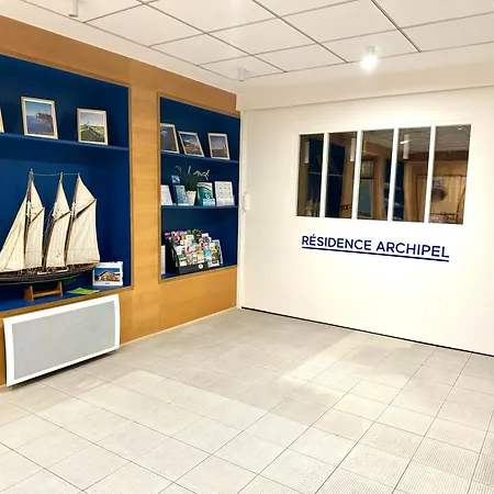 Caporizon-l'archipel-t1-piscine-plein Centre-terrasse * La Rochelle (Charente-Maritime)