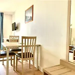 Caporizon-l'archipel-t1-piscine-plein Centre-terrasse La Rochelle (Charente-Maritime)