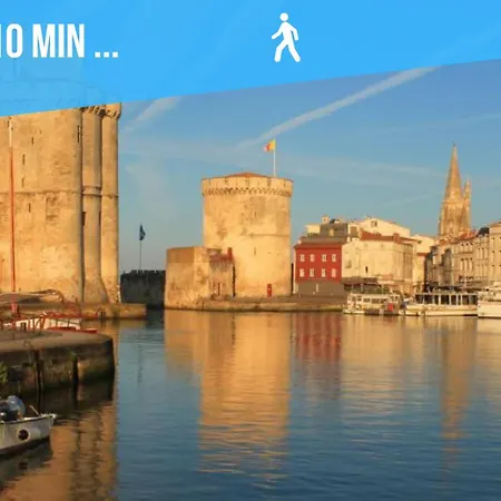 Caporizon-l'archipel-t1-piscine-plein Centre-terrasse Daire